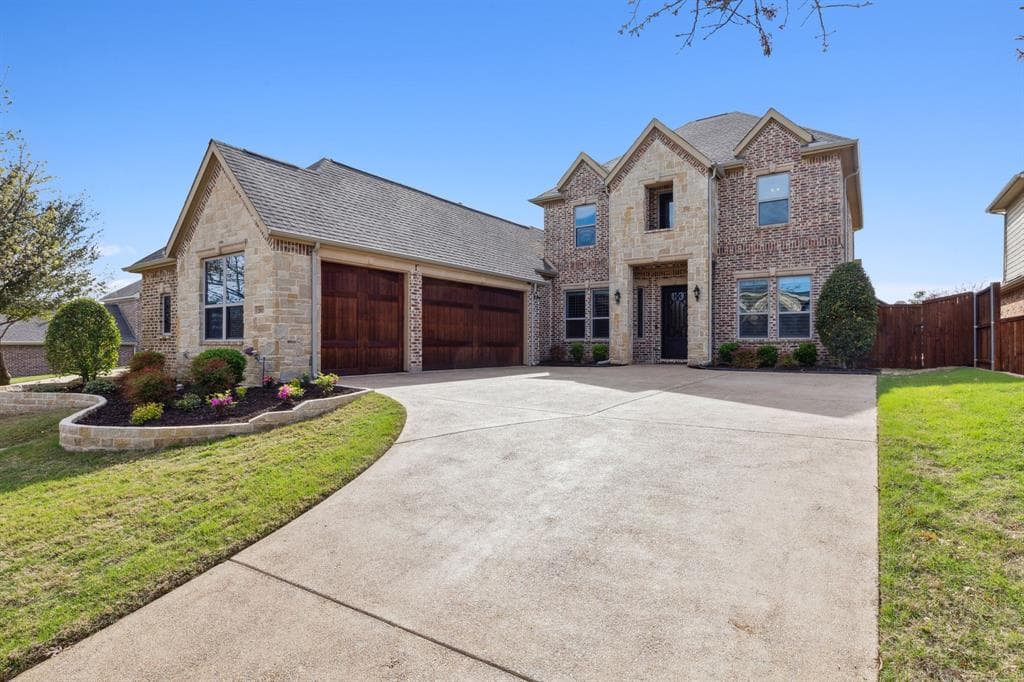 2819 Spring Oaks Dr