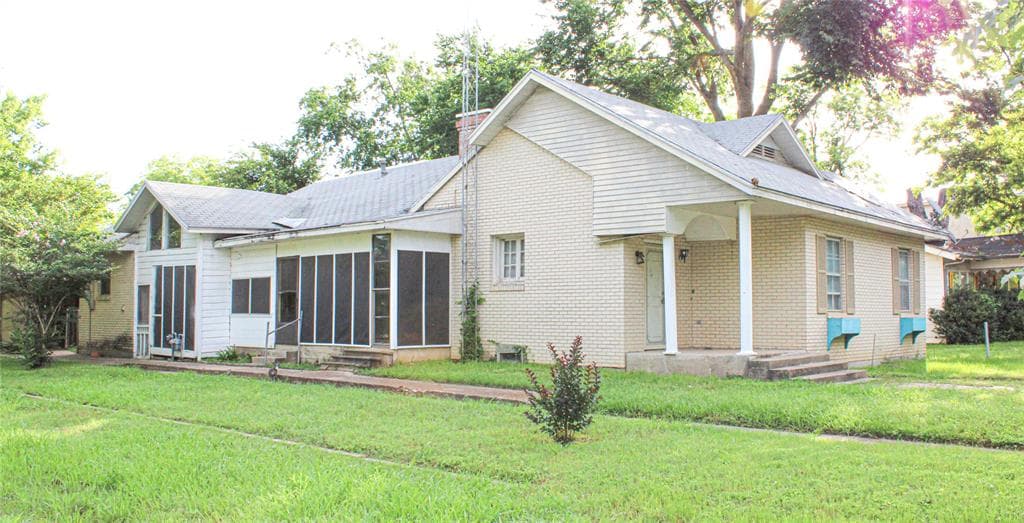 416 W San Marcos