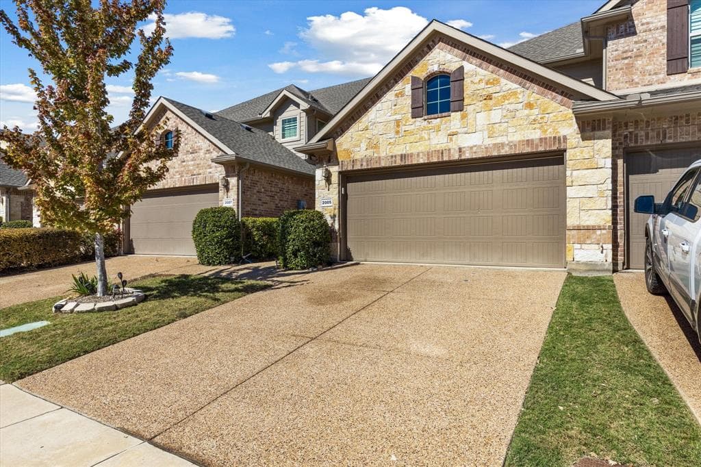 2005 Osprey Ln