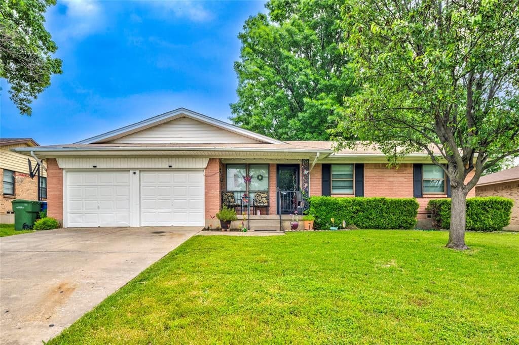 2506 Robin Ln