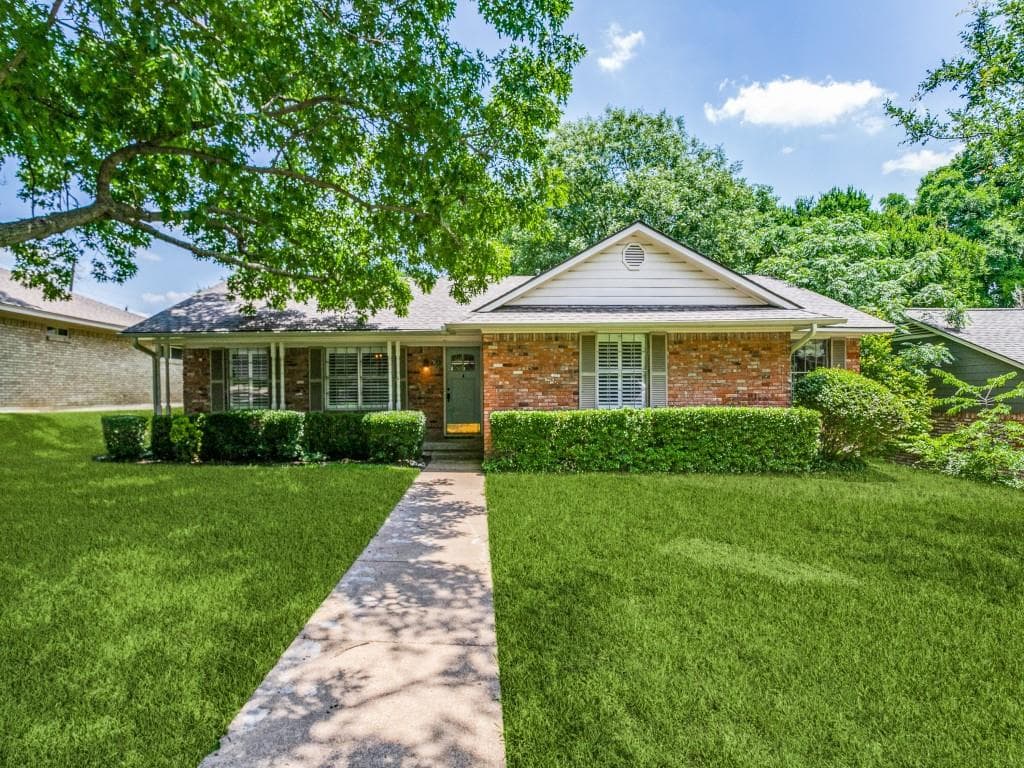 9636 Meadowhill Dr