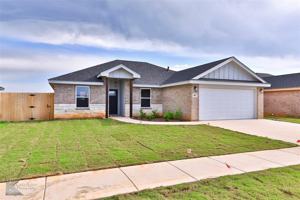 407 Brandywine Ln