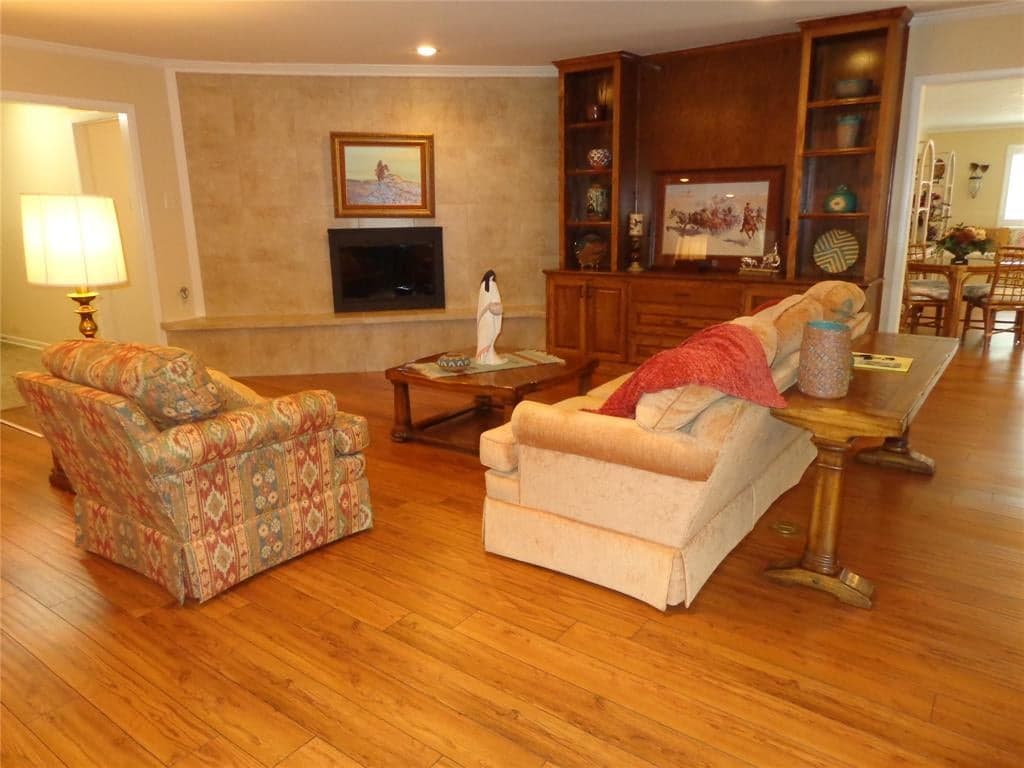 Gallery image 4