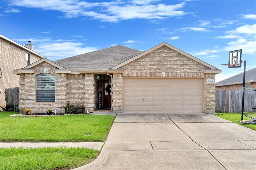 7308 Lake Front Trl