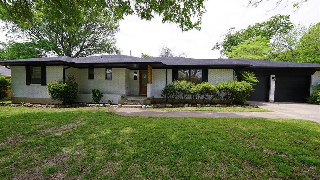 609 Ray Andra Dr