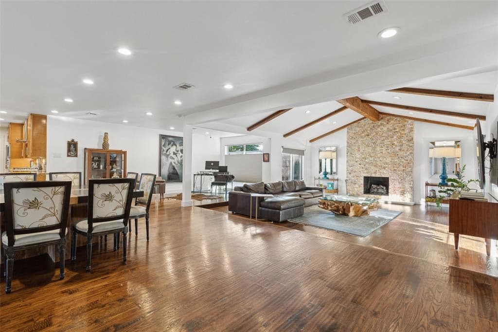 Gallery image 4