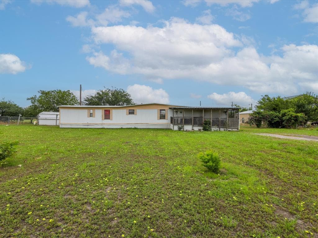 18521 Lister Ct