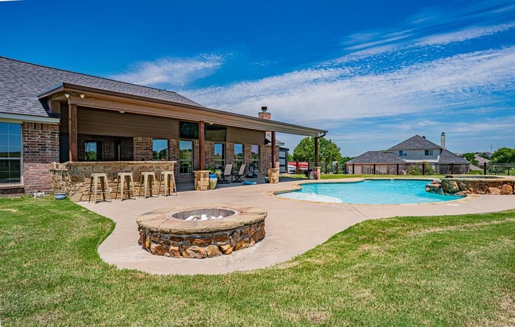 108 Prairie Ridge Dr