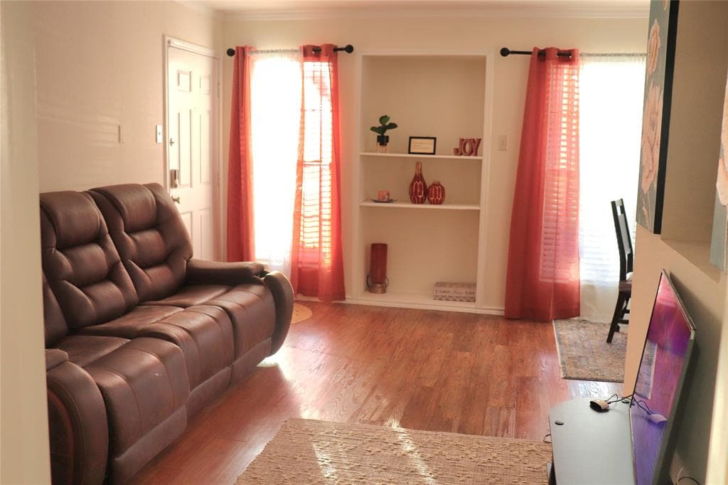 Gallery image 4