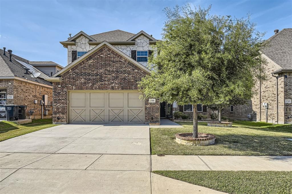 3745 Fossil Tree Ln