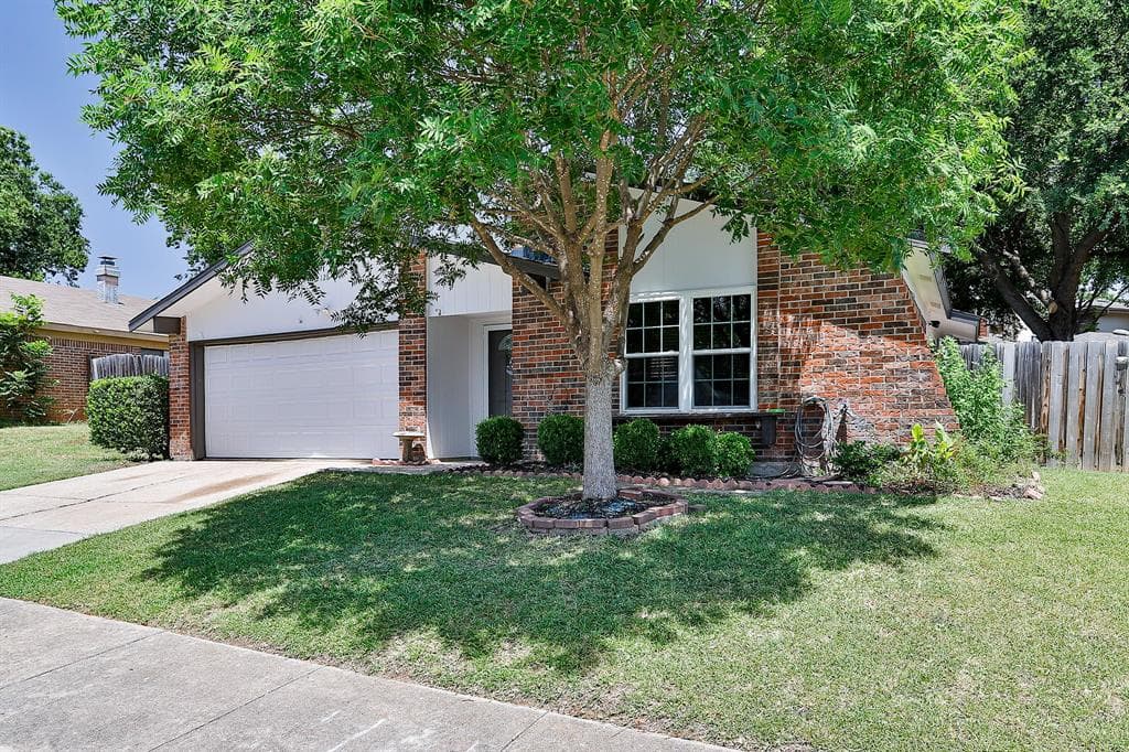 2128 Loma Verde Dr