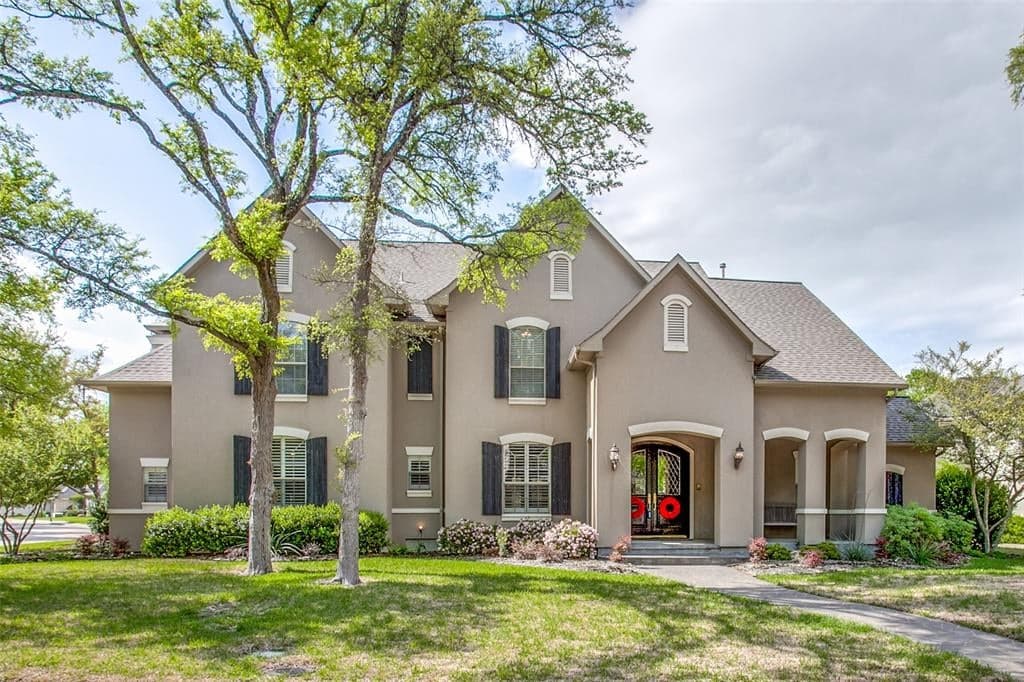 4704 Greenbriar Ct