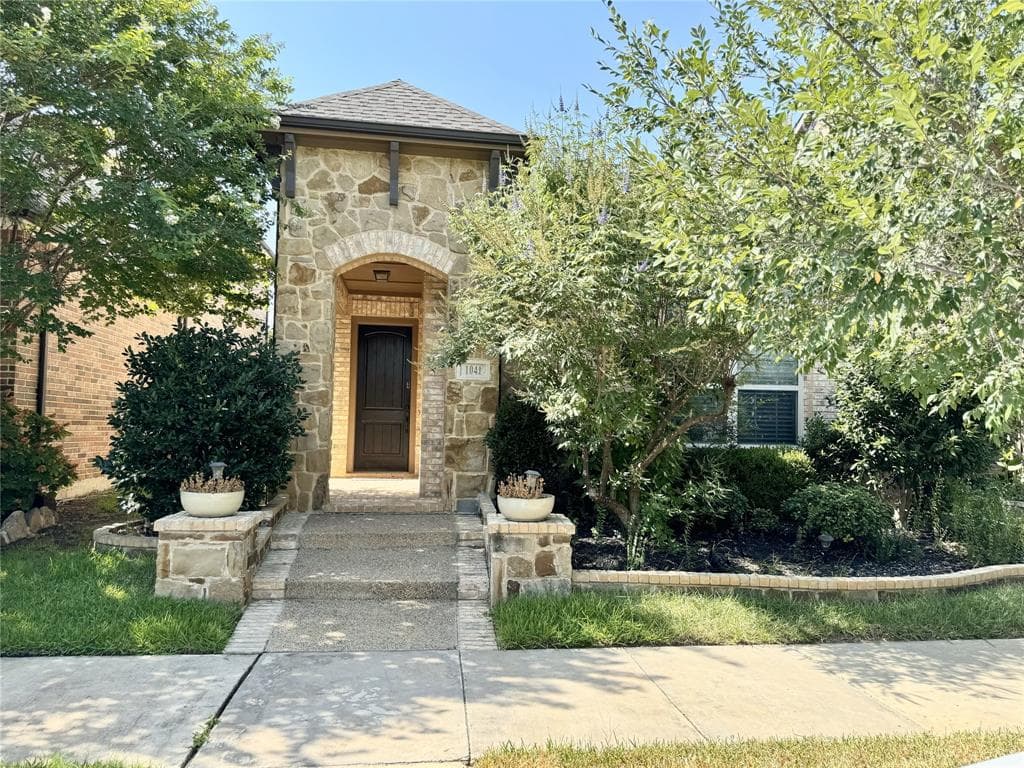 Main property image