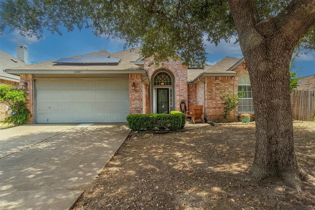 5507 Petalwood Dr