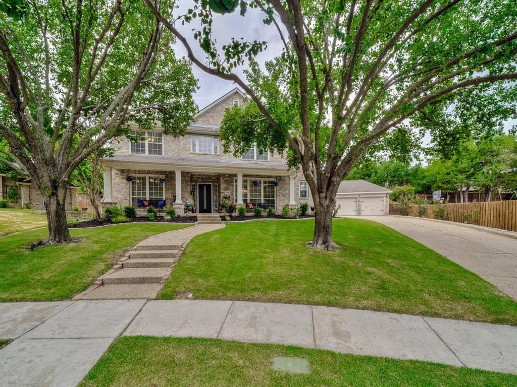 304 Stone Hollow Ct