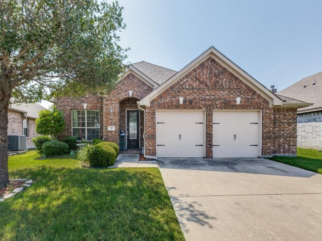 790 Ruffian Way