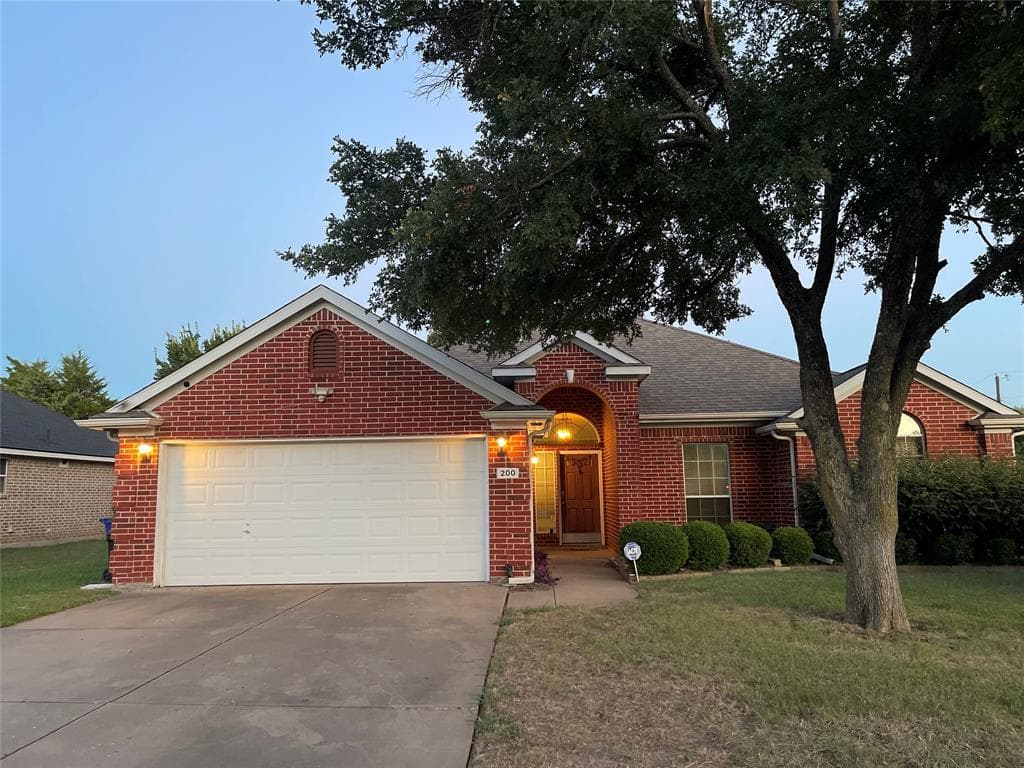 200 Country Meadow Ct