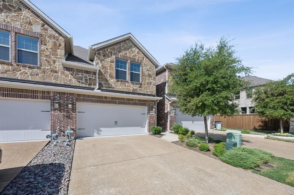 1014 Mj Brown Dr