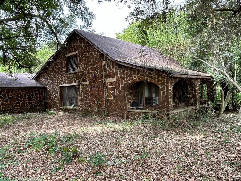 5709 Us Highway 175 W