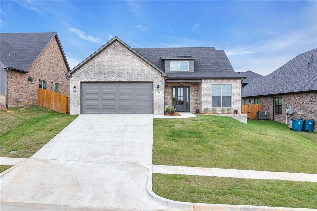 388 Mac Ln