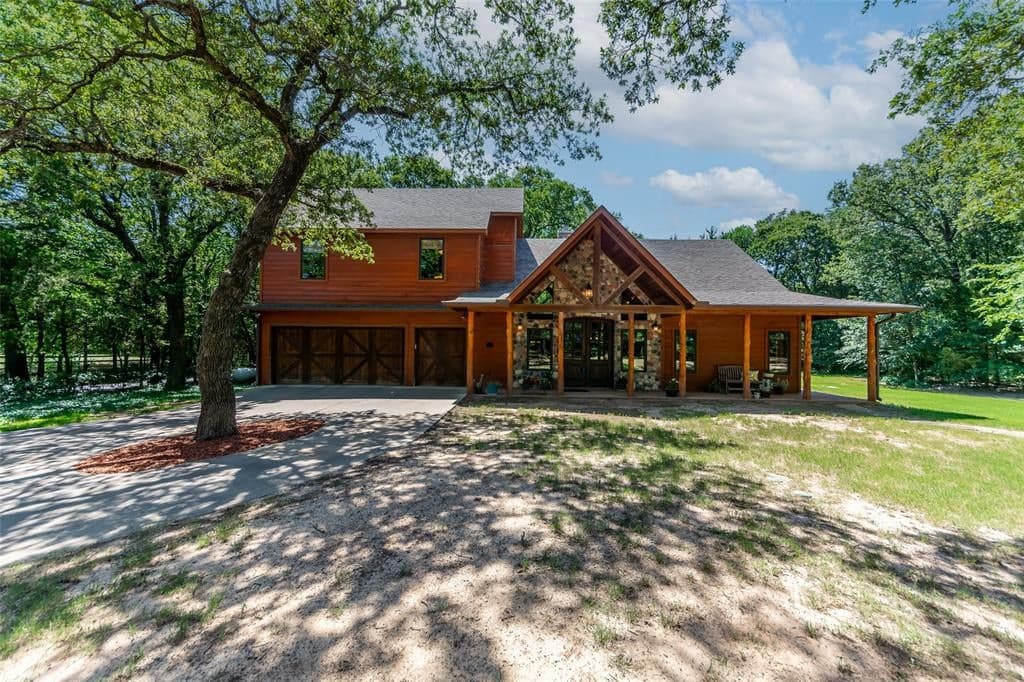 1611 County Road 2605