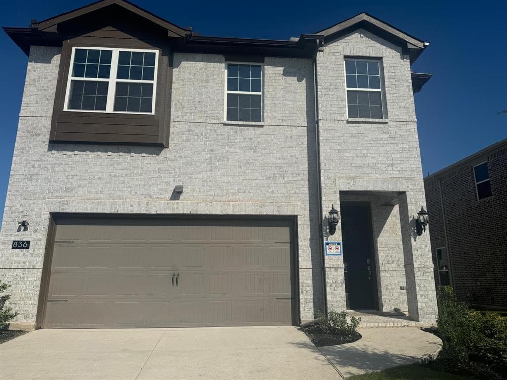 836 Portina Dr