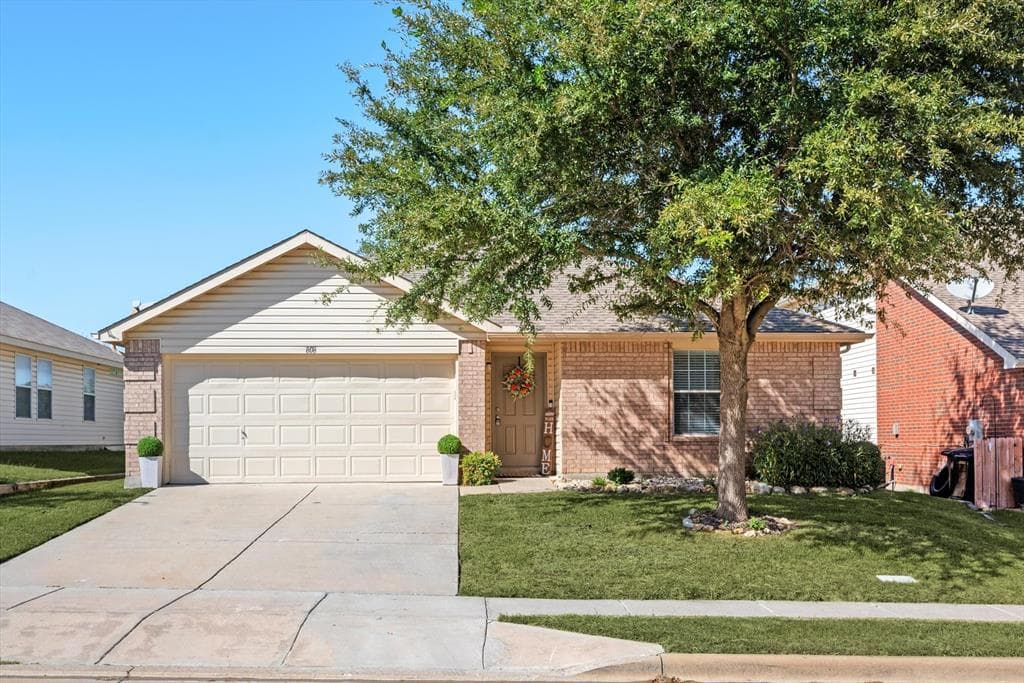 808 Poncho Ln