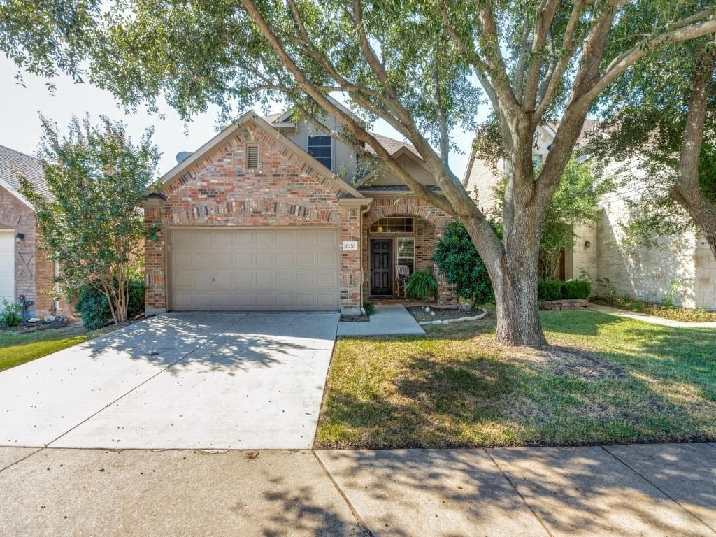 10253 Benwick Dr