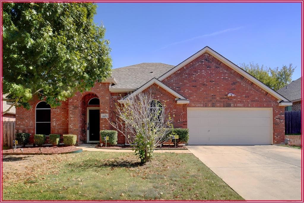 1117 Hidden Lake Dr