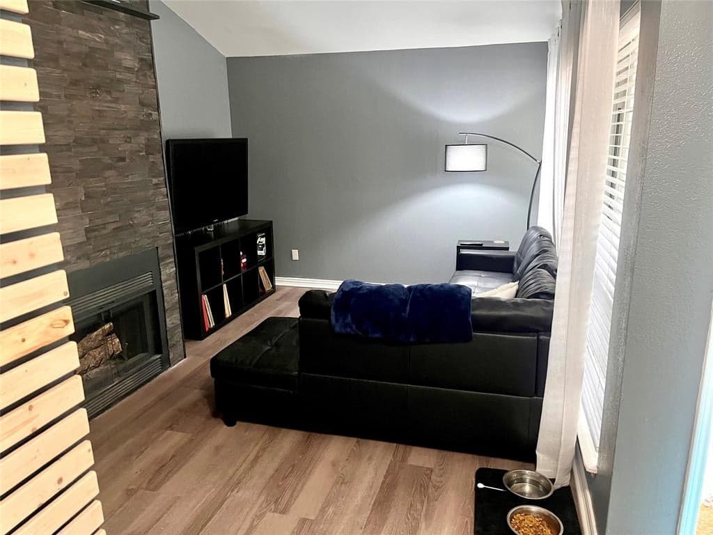 Gallery image 4