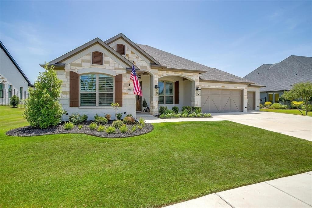 631 Point Vista Dr