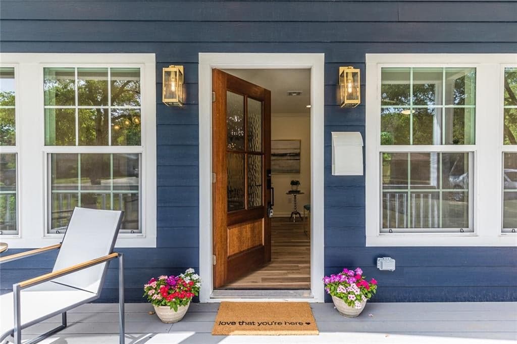 Main property image