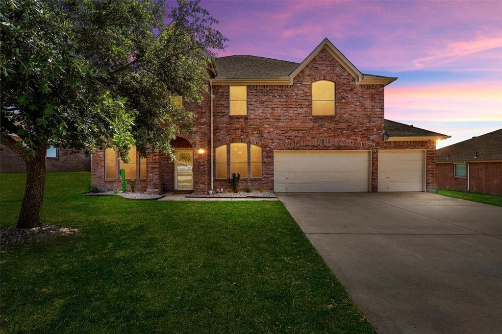708 Saddle Ridge Trl