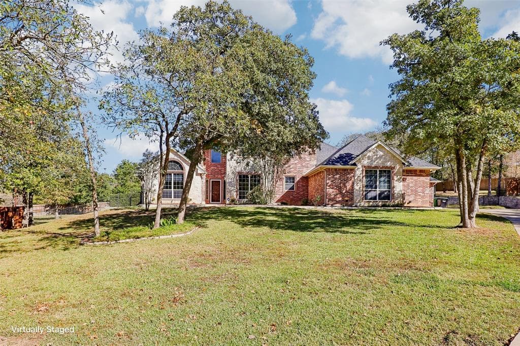 7117 Twin Oaks Ct