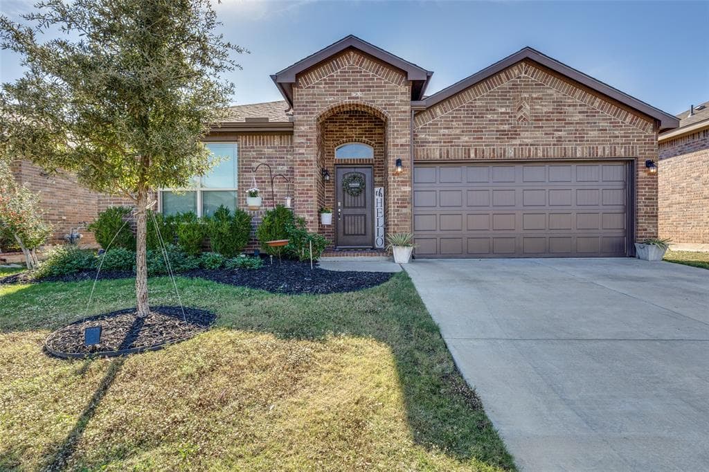 4913 Hayseed Dr
