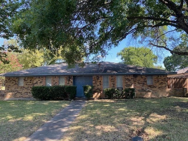 1105 Briarbrook Dr