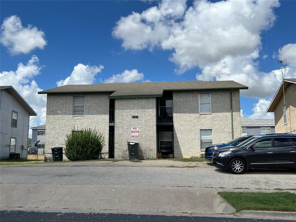 1313 Quail Cir