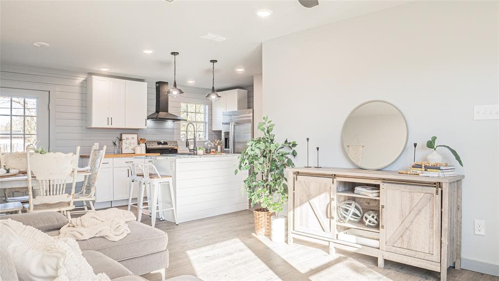 5290 Questa Dr