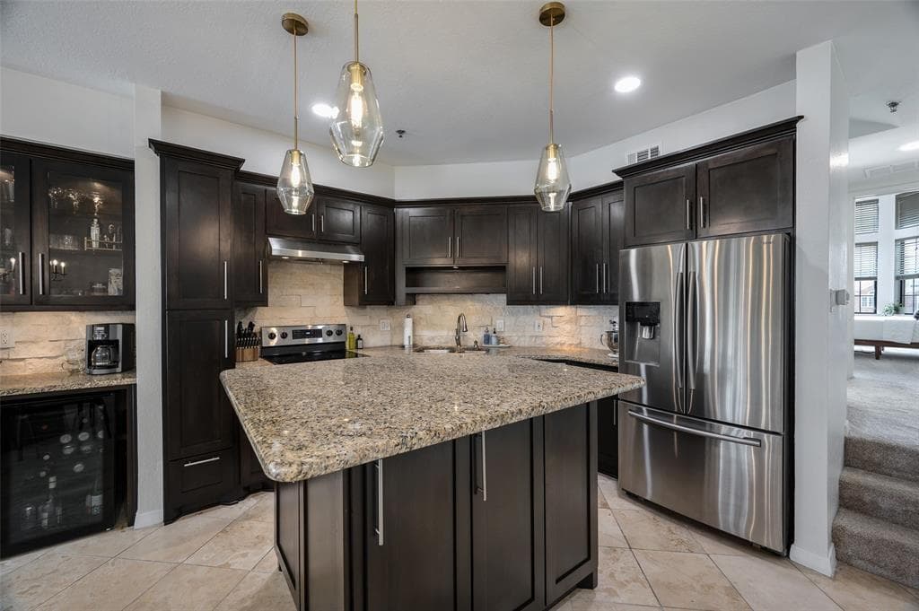 3235 Cole Ave # A-75
