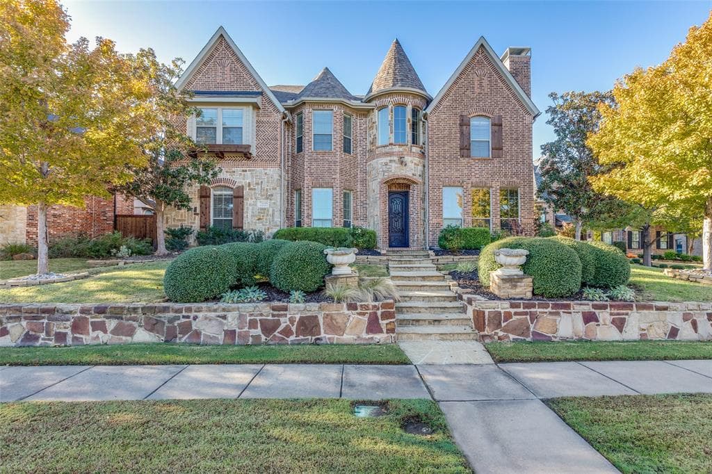 9499 Alberta Ct