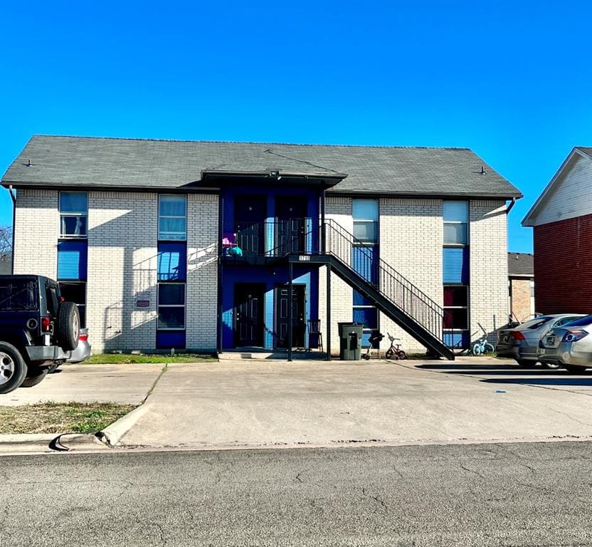 1710 Windward Dr