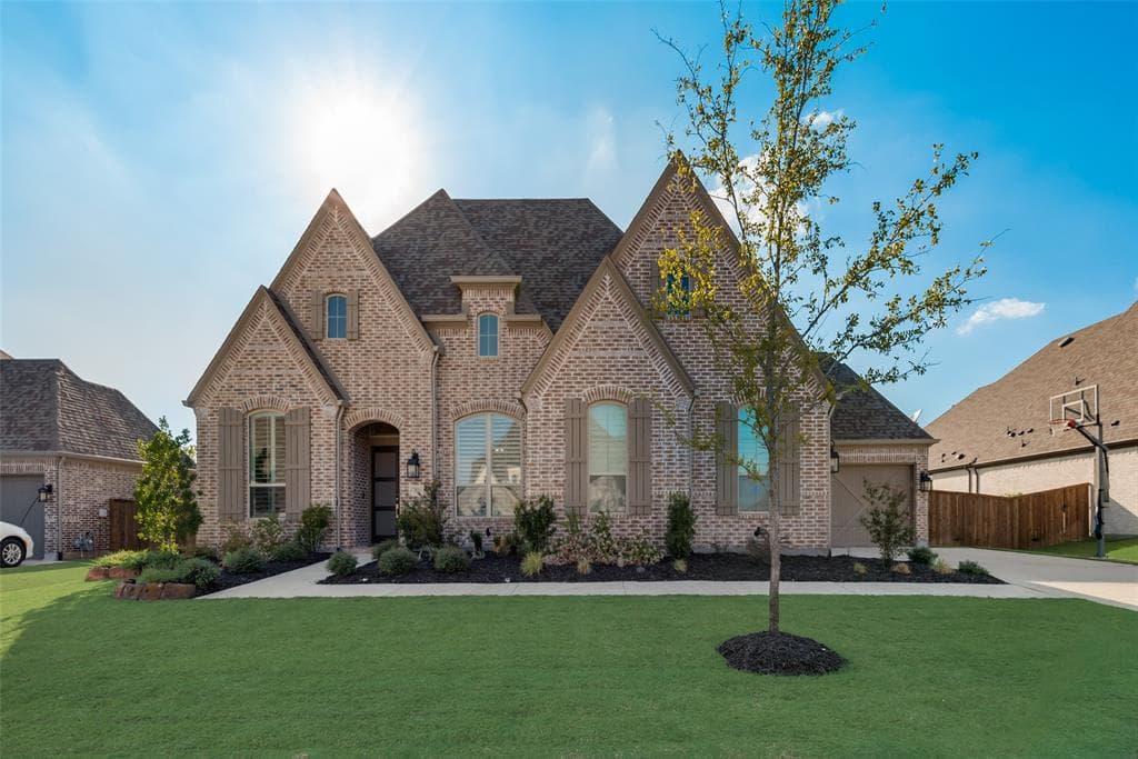 2814 Deerwood Ct