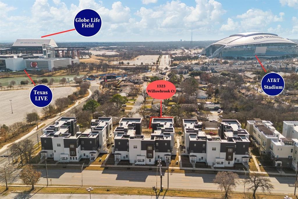 1323 Willowbrook Ct