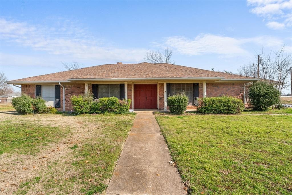 519 Estate Ln
