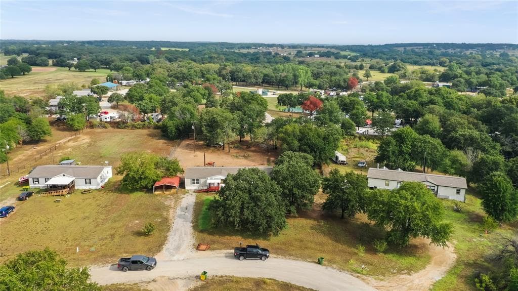 229 Lowrey Cir