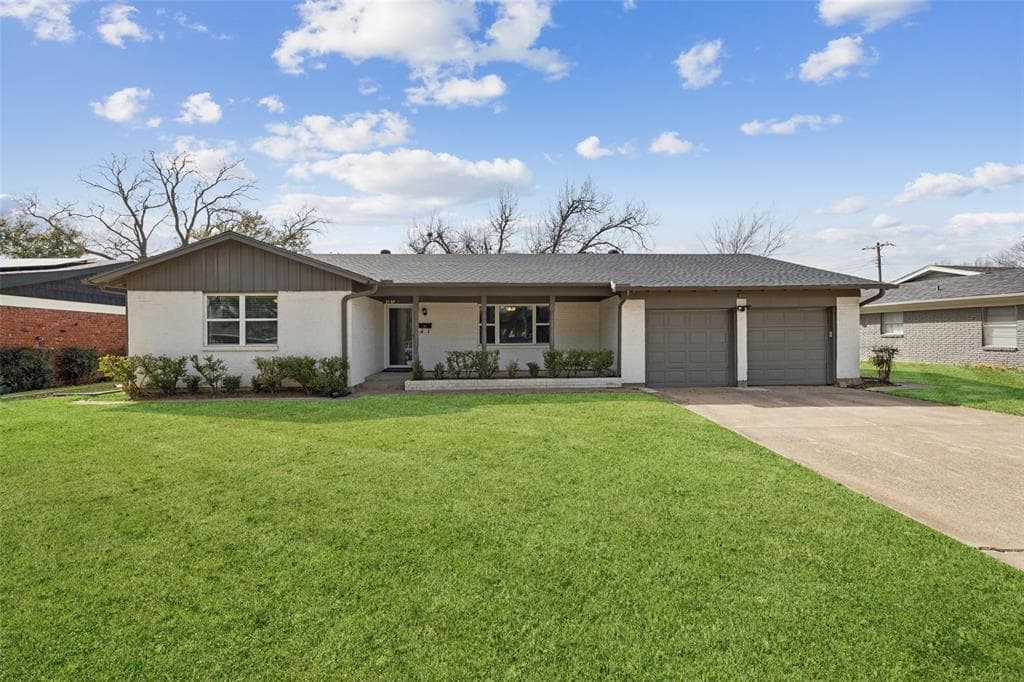 2137 Barbell Ln
