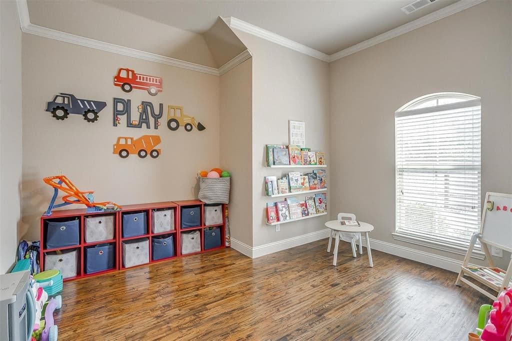Gallery image 4