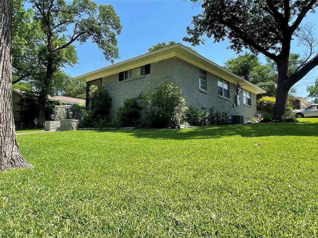 3608 Oak Creek Cir