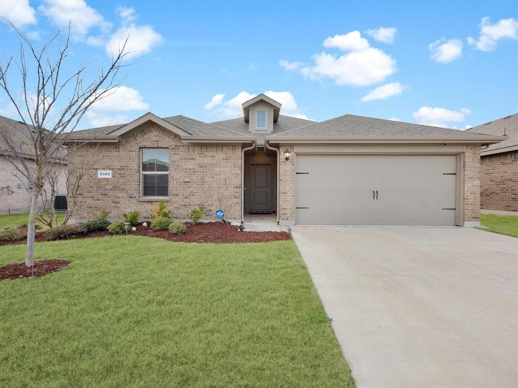 9309 Desertrock Rd