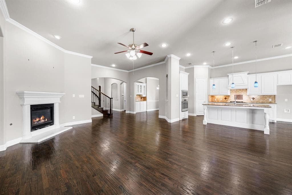1120 Circle J Trl